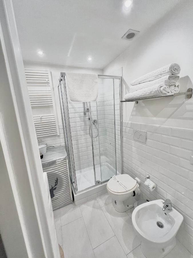 Apartament Madonna Dei Monti Rzym Zewnętrze zdjęcie